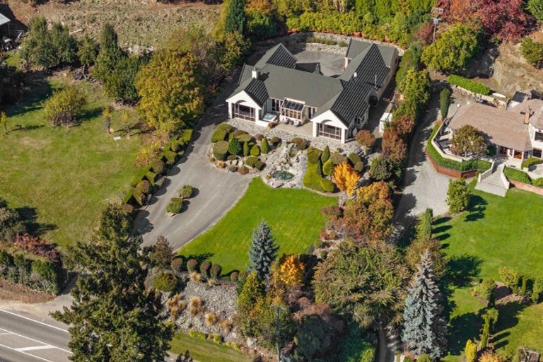 Photo of property in 714 Lake Hayes-arrow Junction Highway, Lake Hayes, Queenstown, 9371