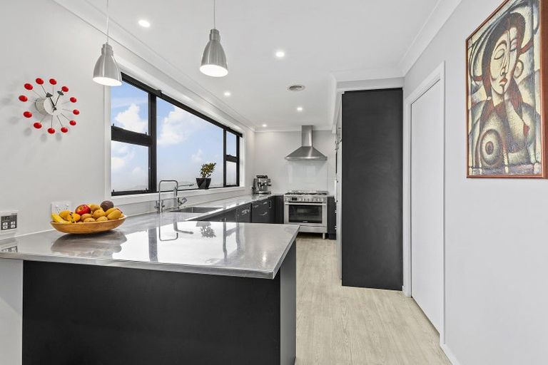 Photo of property in 98 Downing Street, Crofton Downs, Wellington, 6035