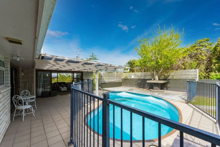 Photo of property in 2/6 Armstrong Grove, Hilltop, Taupo, 3330