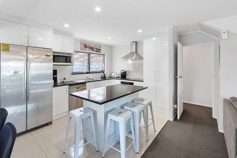 Photo of property in 43a Overton Road, Papatoetoe, Auckland, 2025