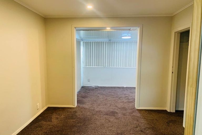 Photo of property in 12 Lincoln Road, Manurewa East, Auckland, 2102