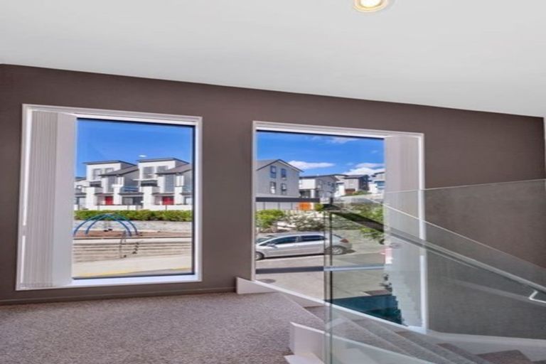 Photo of property in 50 Makamaka Lane, Albany Heights, Auckland, 0632