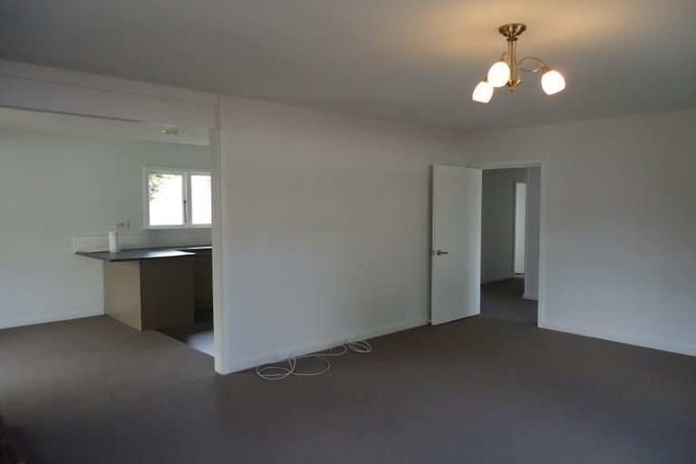 Photo of property in 104 Maidstone Road, Ilam, Christchurch, 8041