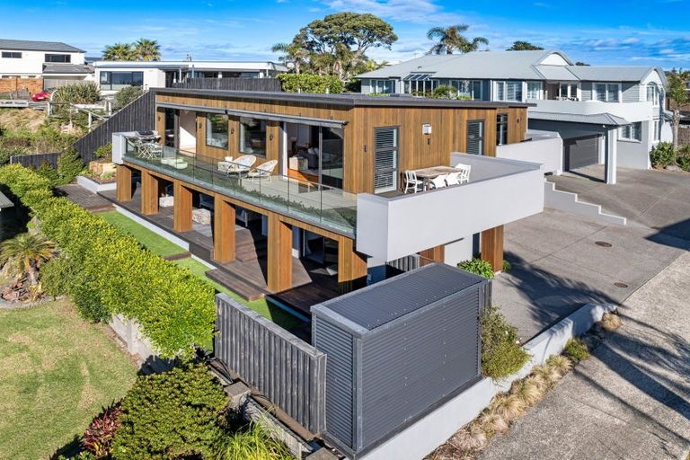 Photo of property in 165b Oceanbeach Road, Mount Maunganui, 3116