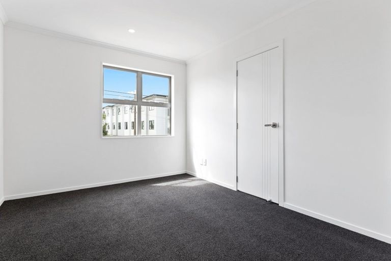 Photo of property in 3/29 May Street, Mount Maunganui, 3116