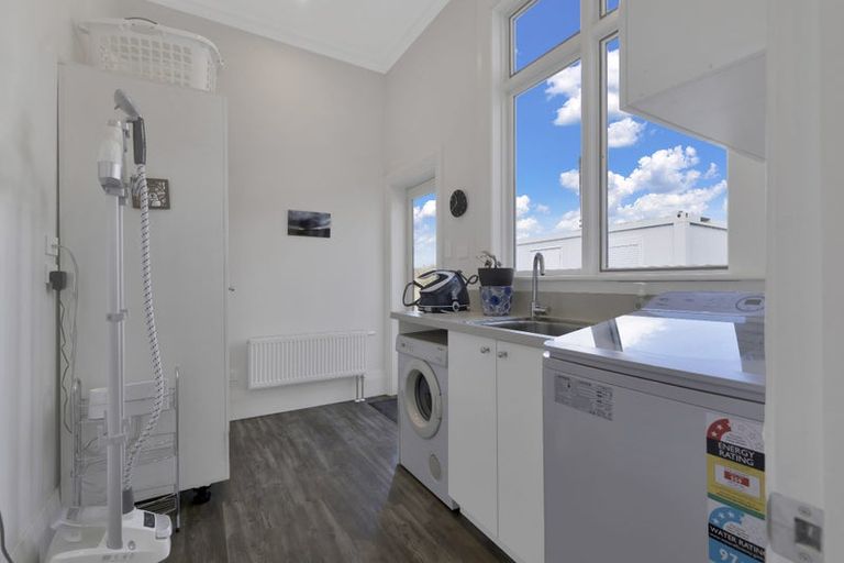 Photo of property in 67 Macraes Road, Waynes, Palmerston, 9483