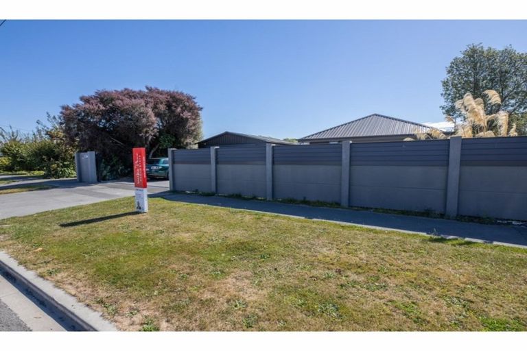 Photo of property in 57 Birchfield Avenue, Dallington, Christchurch, 8061
