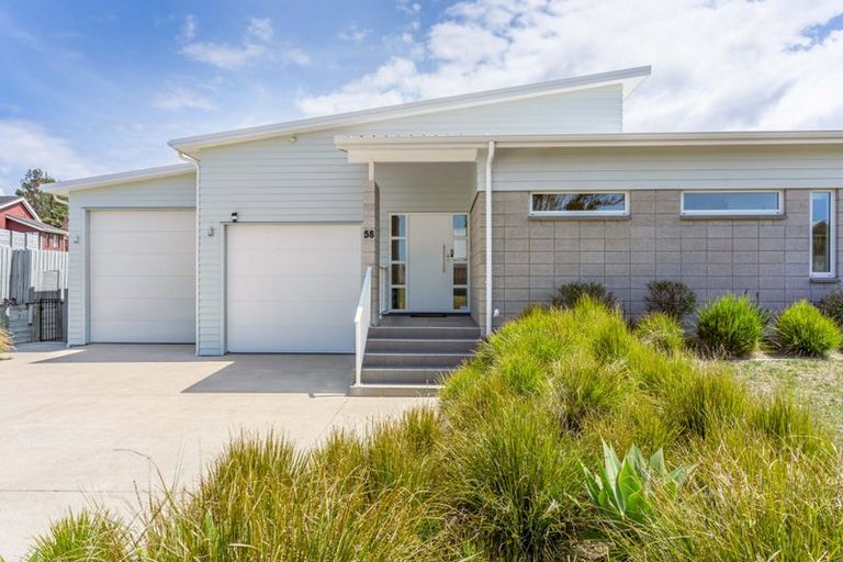 Photo of property in 1 Kennedy Park Drive, Pauanui, Hikuai, 3579