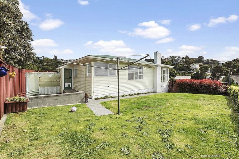 Photo of property in 2 View Road, Houghton Bay, Wellington, 6023