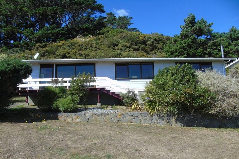 Photo of property in 18 Glamorgan Street, Northland, Wellington, 6012