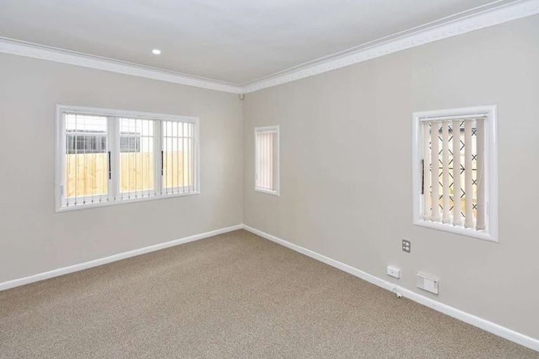 Photo of property in 79c Russell Road, Manurewa, Auckland, 2102