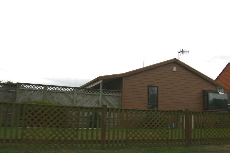 Photo of property in 59 Benmore Avenue, Cloverlea, Palmerston North, 4412