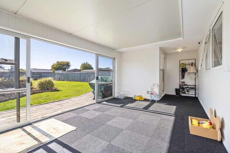 Photo of property in 23 Phillips Street, Sanson, 4817