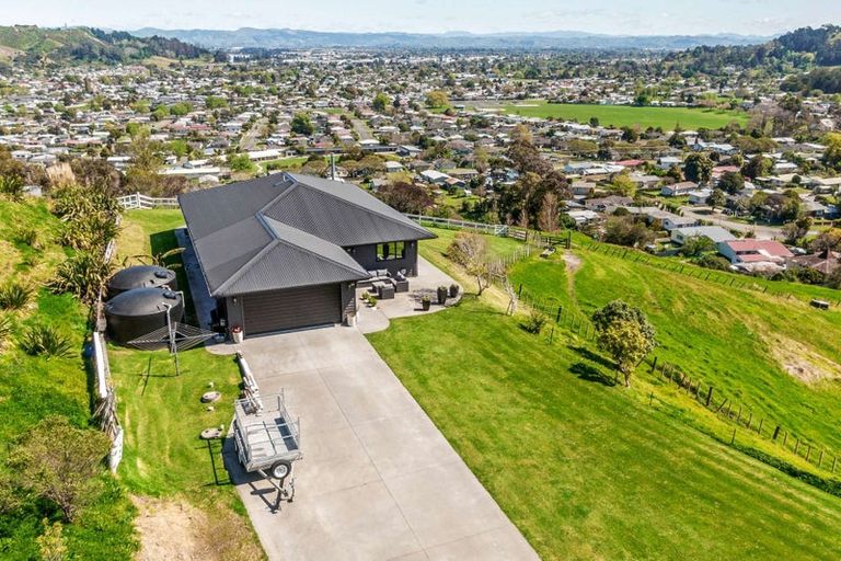 Photo of property in 153 Wheatstone Road, Wainui, Gisborne, 4073