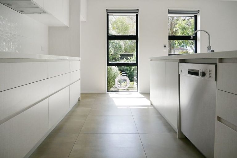 Photo of property in 53a Grafton Street, Waltham, Christchurch, 8011