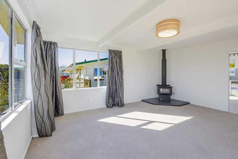 Photo of property in 4 Cabot Place, Flaxmere, Hastings, 4120
