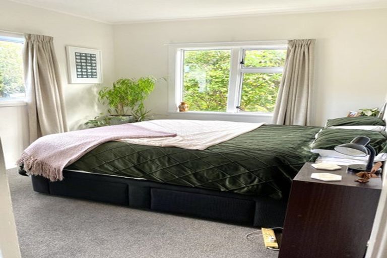 Photo of property in 10 Karamu Street, Ngaio, Wellington, 6035