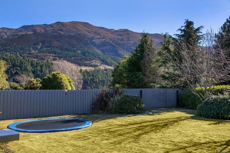 Photo of property in 21 Hewson Crescent, Lake Hawea, Wanaka, 9382