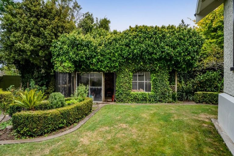 Photo of property in 49 Waihi Road, Hawera, 4610