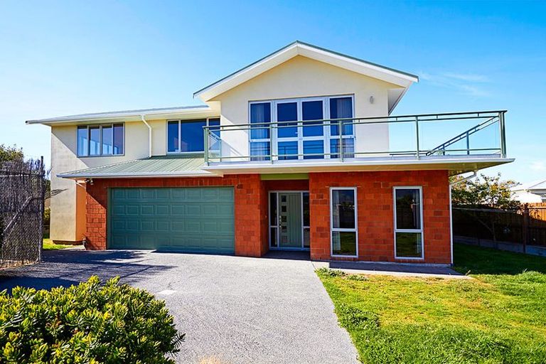 Photo of property in 9 Hawthorne Road, Kaikoura, 7300