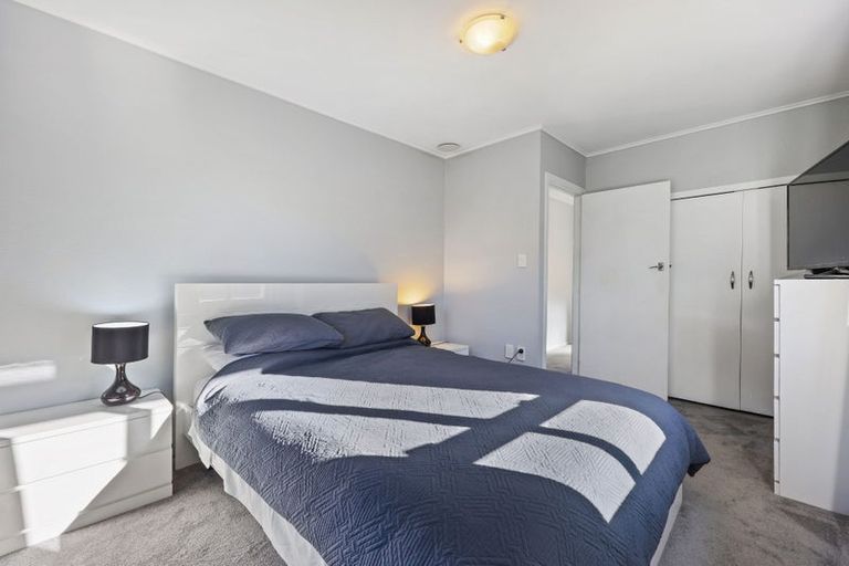 Photo of property in 383 Great South Road, Opaheke, Papakura, 2113