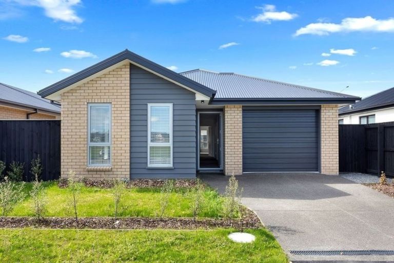 Photo of property in 58 Horoeka Street, Russley, Christchurch, 8042