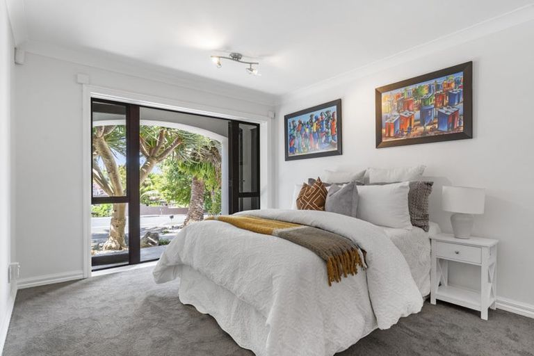 Photo of property in 55 Seaton Road, Murrays Bay, Auckland, 0630