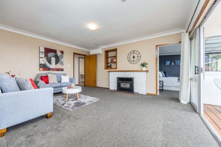Photo of property in 454 Don Buck Road, Massey, Auckland, 0614