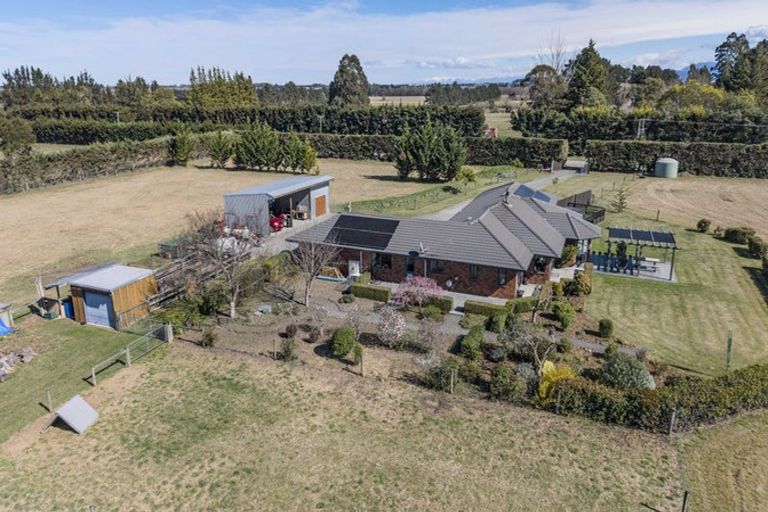 Photo of property in 160 Swamp Road, Loburn, Rangiora, 7472
