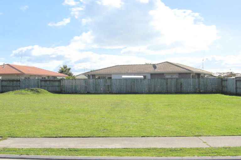Photo of property in 10 Reef Avenue, Papamoa Beach, Papamoa, 3118