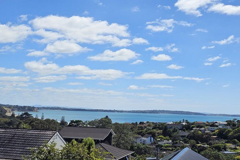 Photo of property in 1/979 Beach Road, Torbay, Auckland, 0630