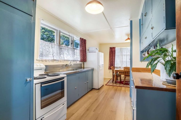 Photo of property in 64 Harper Street, Gonville, Whanganui, 4501