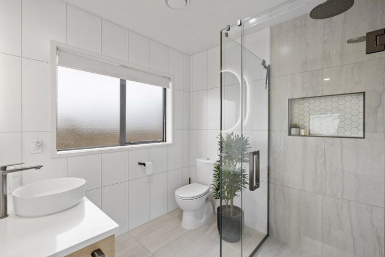 Photo of property in 9 Ellivani Rise, Pukekohe, 2120