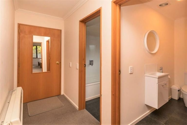 Photo of property in 115a Meadowstone Drive, Wanaka, 9305