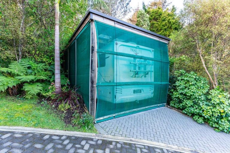 Photo of property in 20 Manganese Point Road, Tamaterau, Whangarei, 0174