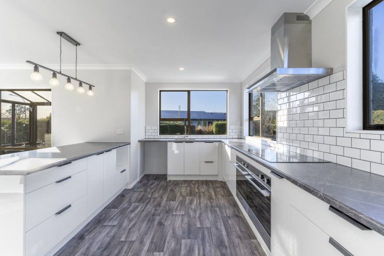 Photo of property in 126 Eglinton Street, Winton, 9720