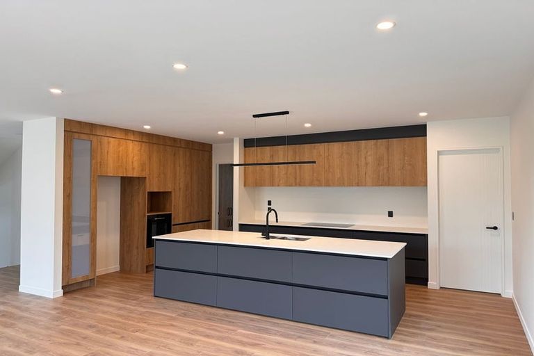 Photo of property in 2 Lumber Rise, Swanson, Auckland, 0614