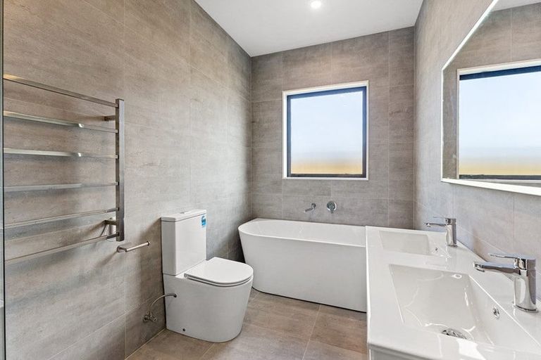 Photo of property in 101 Mutetai Road, Clarks Beach, 2122