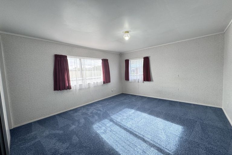 Photo of property in 20 Karetu Road, Greenlane, Auckland, 1051