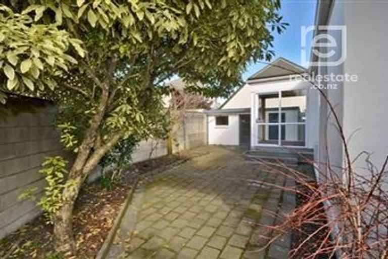 Photo of property in 1/104 Mandeville Street, Riccarton, Christchurch, 8011