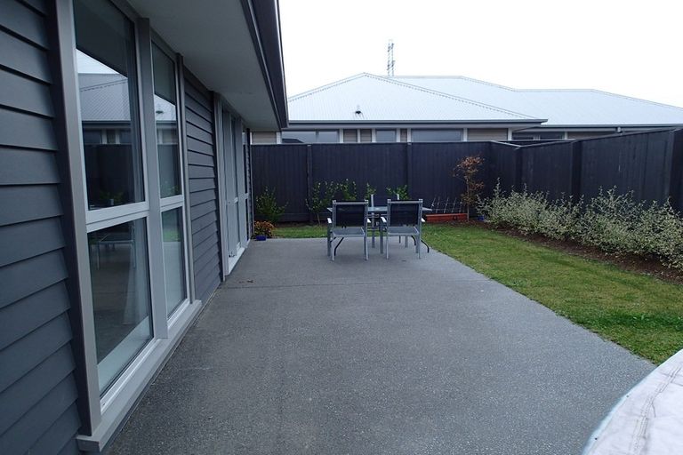 Photo of property in 14 Pimlico Place, Rangiora, 7400