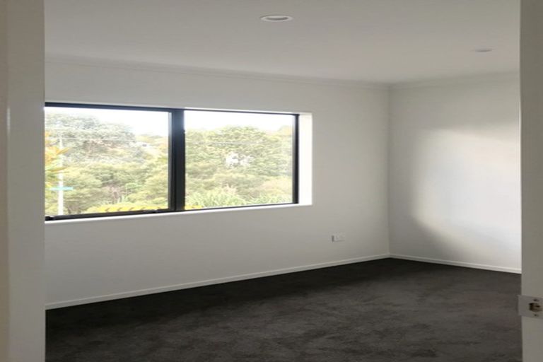 Photo of property in 1/1 Glengarry Road, Glen Eden, Auckland, 0602