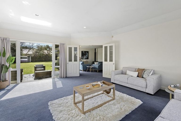 Photo of property in 14 Durrell Way, Rolleston, 7614