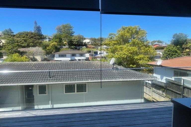 Photo of property in 24 Sapphire Place, Bayview, Auckland, 0629
