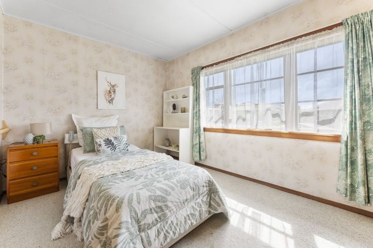 Photo of property in 11 Windsor Street, Terrace End, Palmerston North, 4410