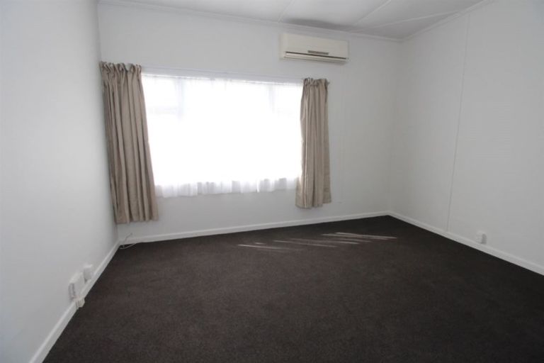 Photo of property in 11 Pilrig Place, Tokoroa, 3420