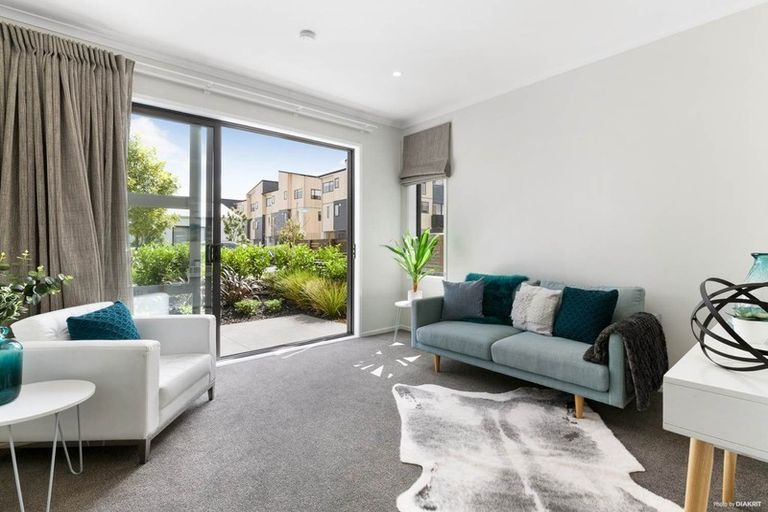 Photo of property in 25 Saltmarsh Road, Hobsonville, Auckland, 0616