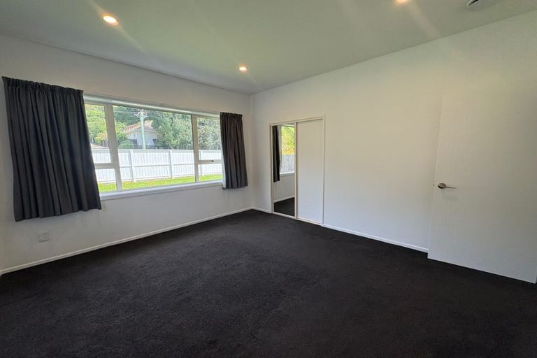 Photo of property in 205 Centaurus Road, Saint Martins, Christchurch, 8022
