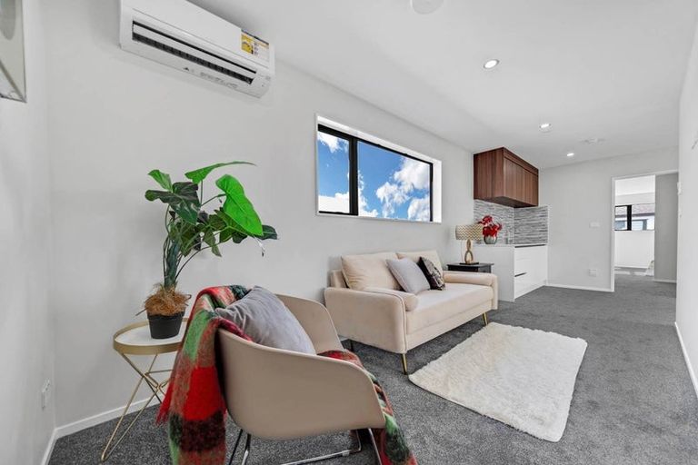 Photo of property in 2 Ritetai Street, Clarks Beach, 2122