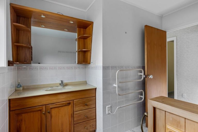 Photo of property in 117 Brick Bay Drive, Sandspit, Warkworth, 0982